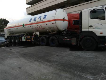 液氮槽车